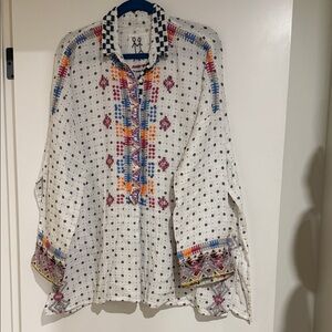 Johnny Was White Blouse with Multicolor Embroidery